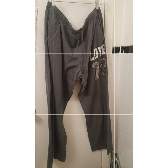 Cute Plussize pjs - Picture 3 of 4